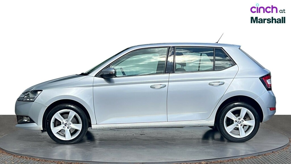 Skoda Fabia Red #7