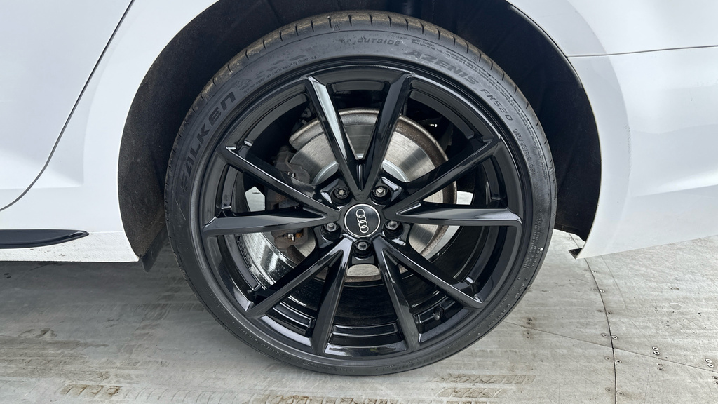 Audi A4 Avant Tfsi S Line Black #29