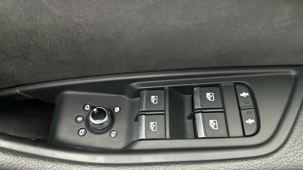 Audi A4 Avant Tfsi S Line Black #11
