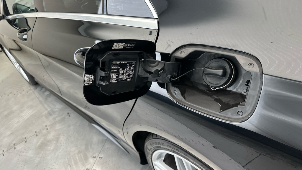 Mercedes-Benz CLA Class Automatic Black #23