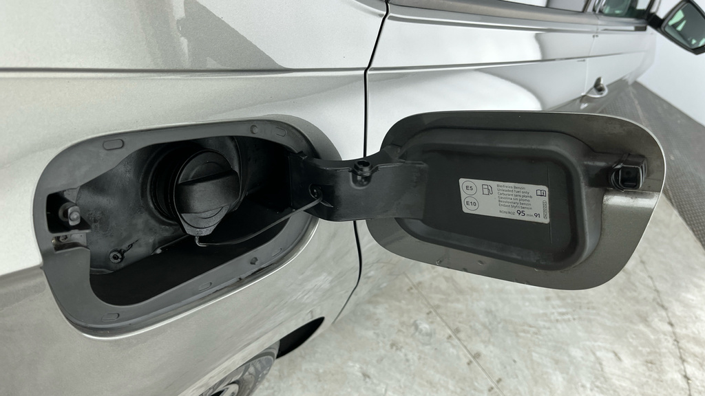 Volkswagen Polo 1L Active Black #26