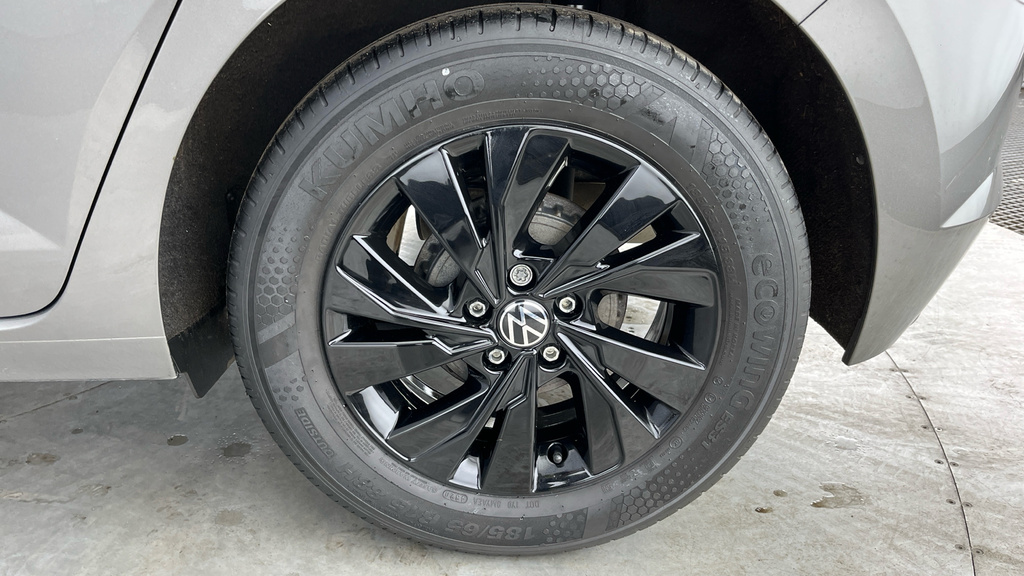 Volkswagen Polo 1L Active Black #23