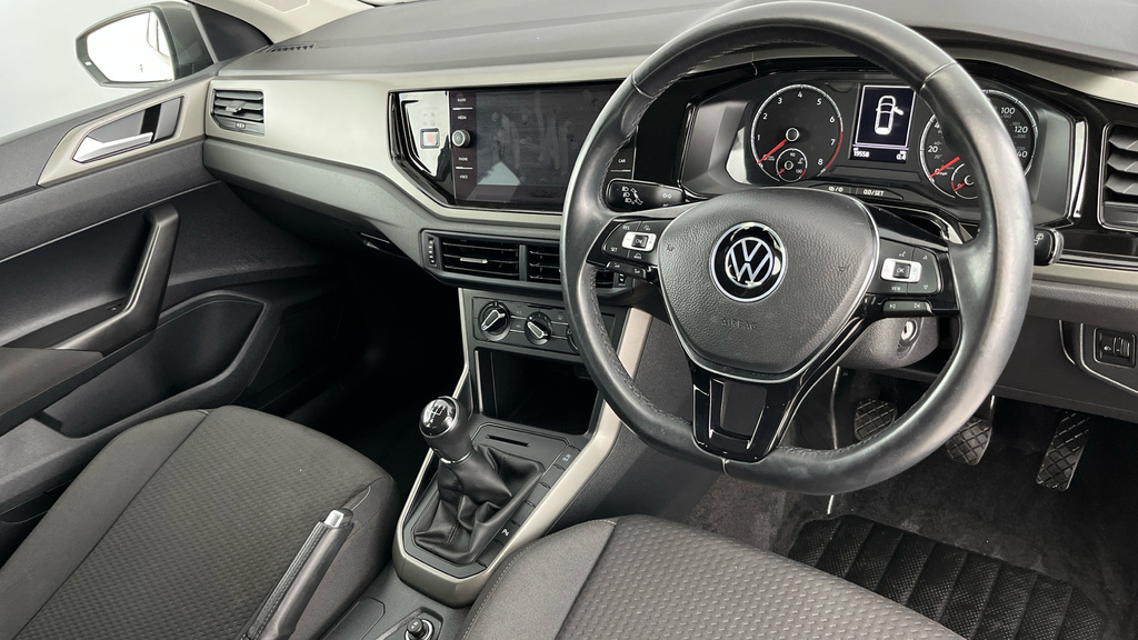 Volkswagen Polo 1L Active Black #9