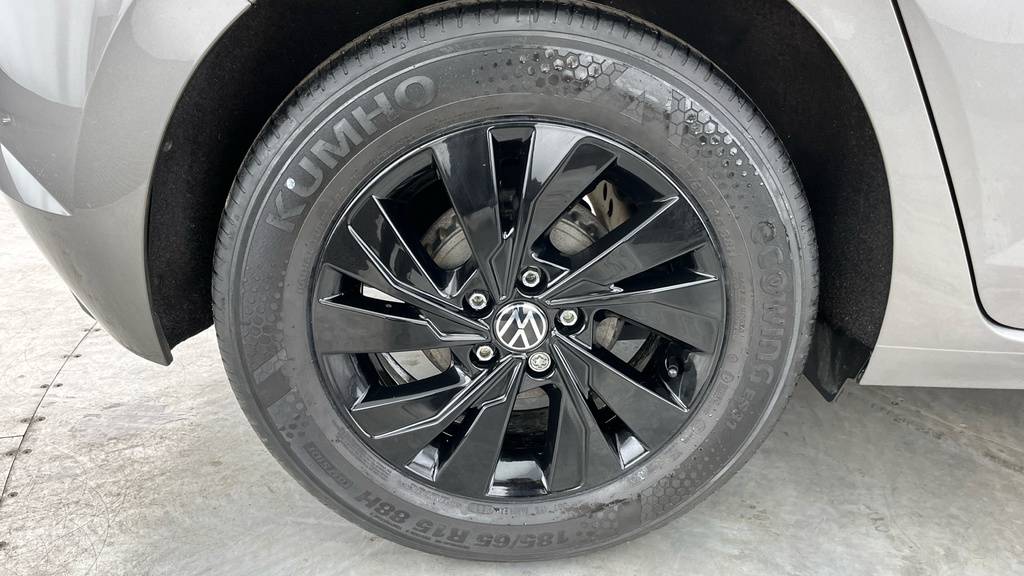 Volkswagen Polo 1L Active Black #24