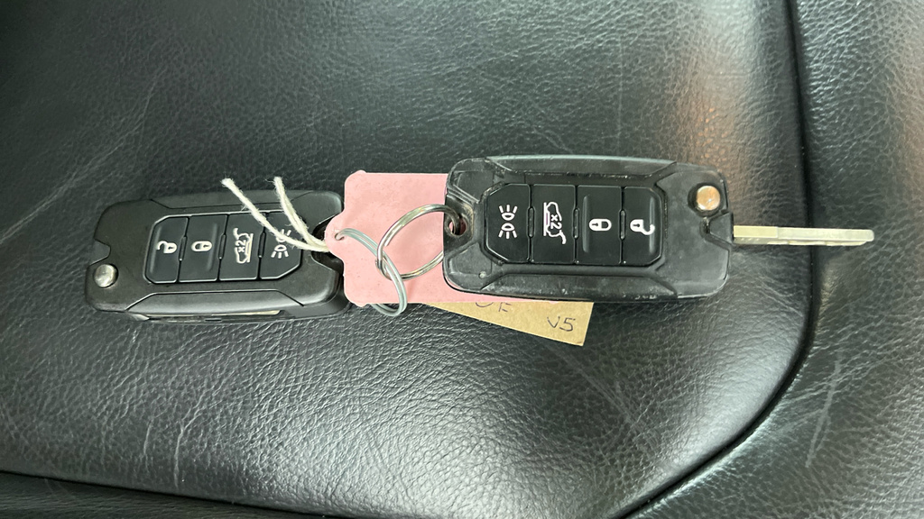 Jeep Renegade Night Eagle Grey #30