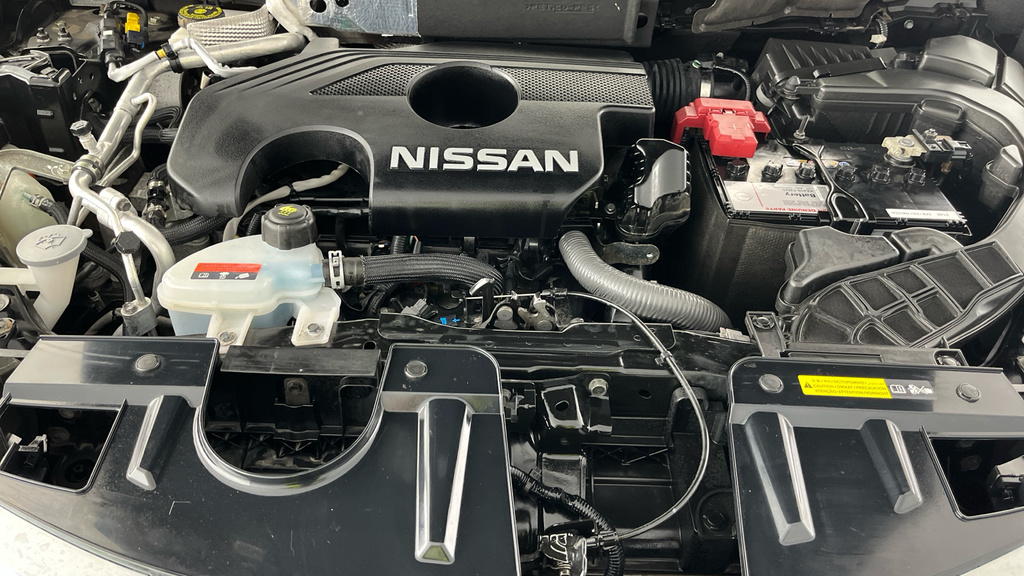Nissan X-Trail Tekna Black #26