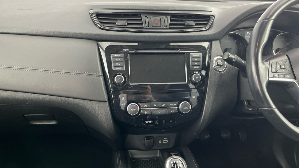 Nissan X-Trail Tekna Black #22