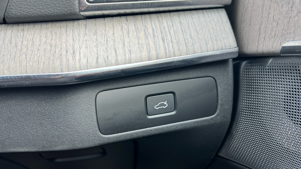 Volvo XC90 2L Plus Grey #39