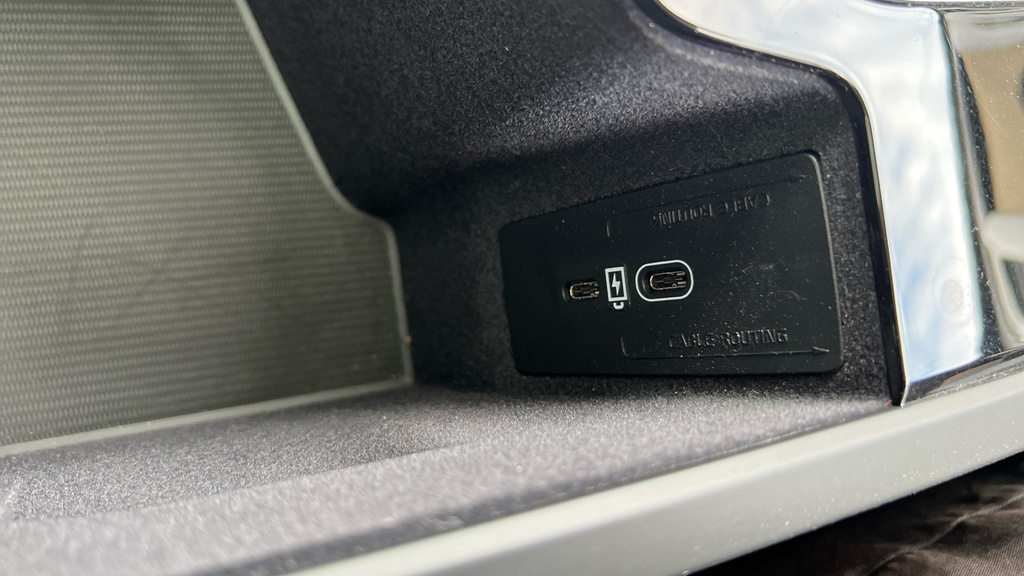 Volvo XC90 2L Plus Grey #51