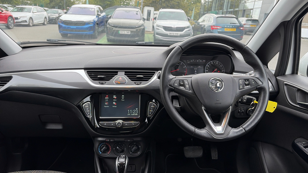Vauxhall Corsa Corsa White #11