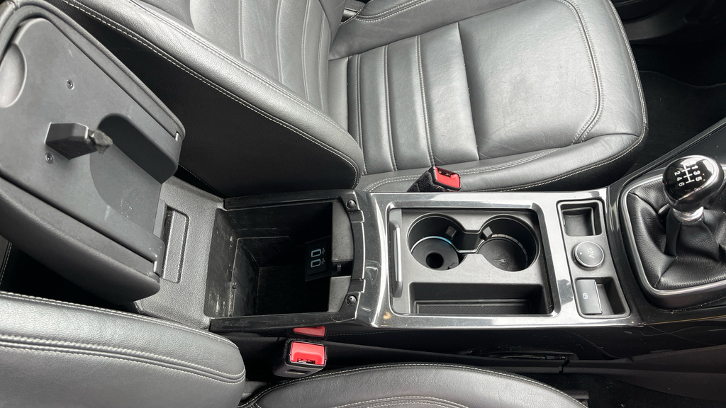 Ford Kuga 2L Titanium Edition Grey #28