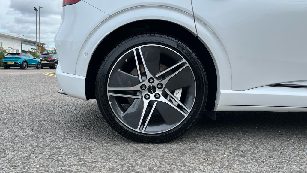 Genesis GV60 360Kw Performance 84Kwh Awd Green #28