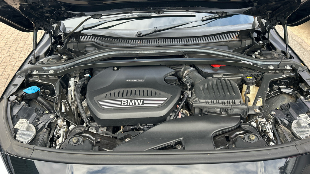 BMW 1 Series Hatchback White #19