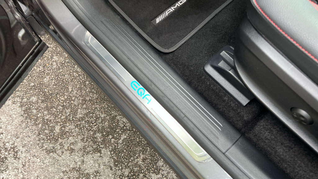 Mercedes-Benz EQA 2024 74 Eqa #43
