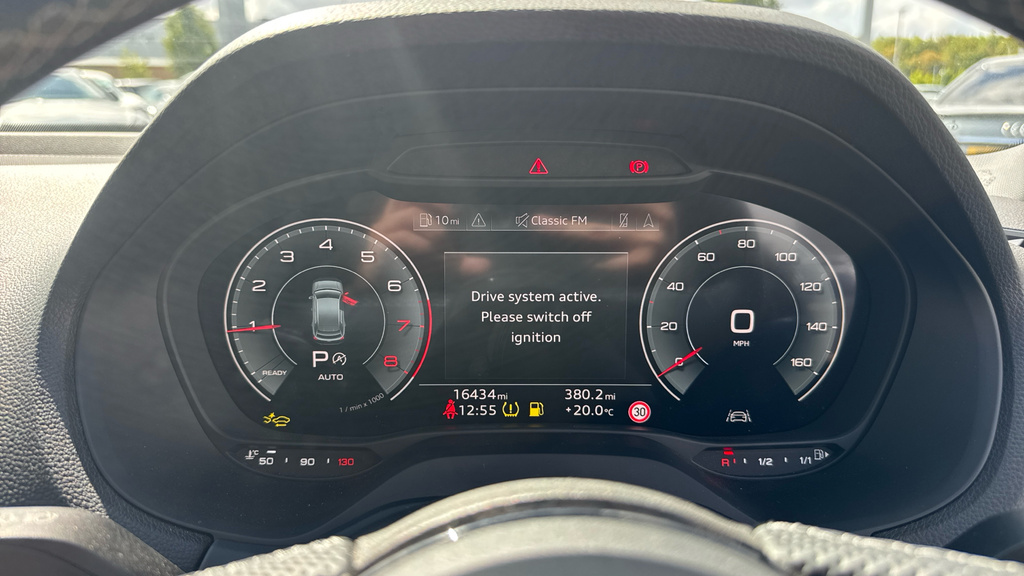 Audi Q2 35 Tfsi Black Edition S Tronic Tech Pro Grey #13