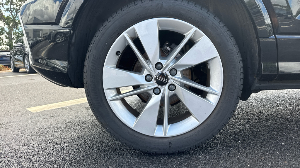 Audi Q2 35 Tfsi Black Edition S Tronic Tech Pro Grey #20