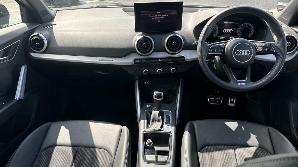 Audi Q2 35 Tfsi Black Edition S Tronic Tech Pro Grey #11