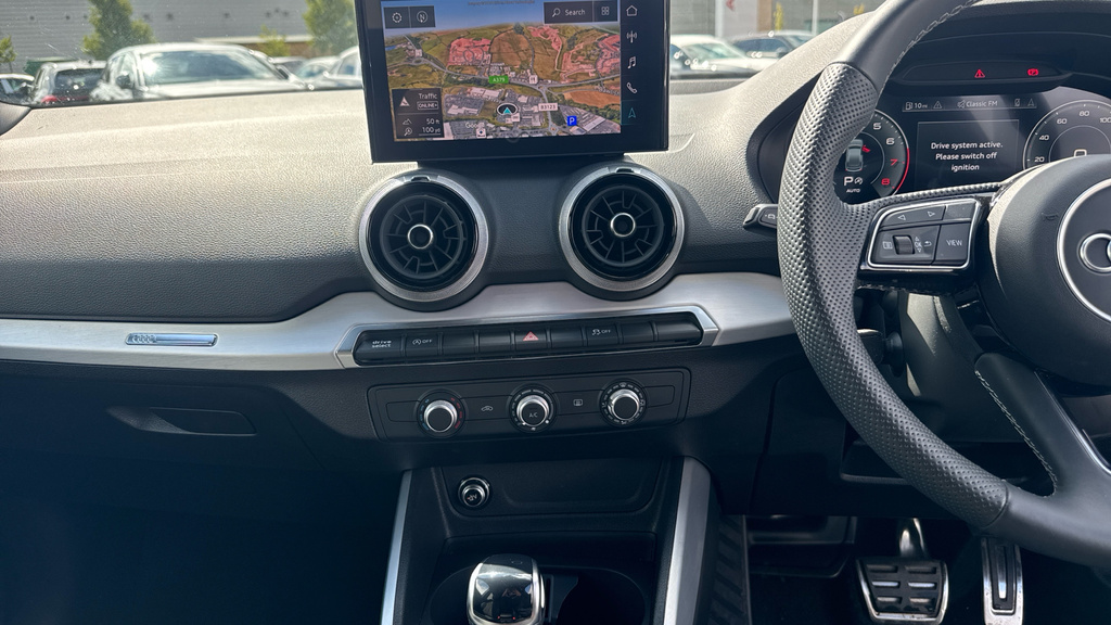Audi Q2 35 Tfsi Black Edition S Tronic Tech Pro Grey #12