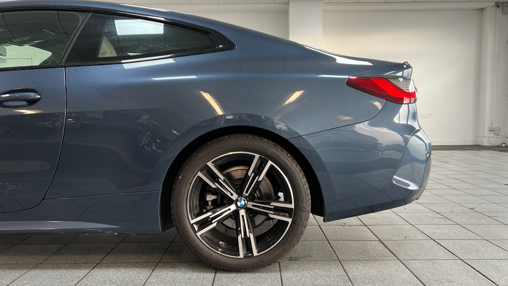 BMW 4 Series Blue #32