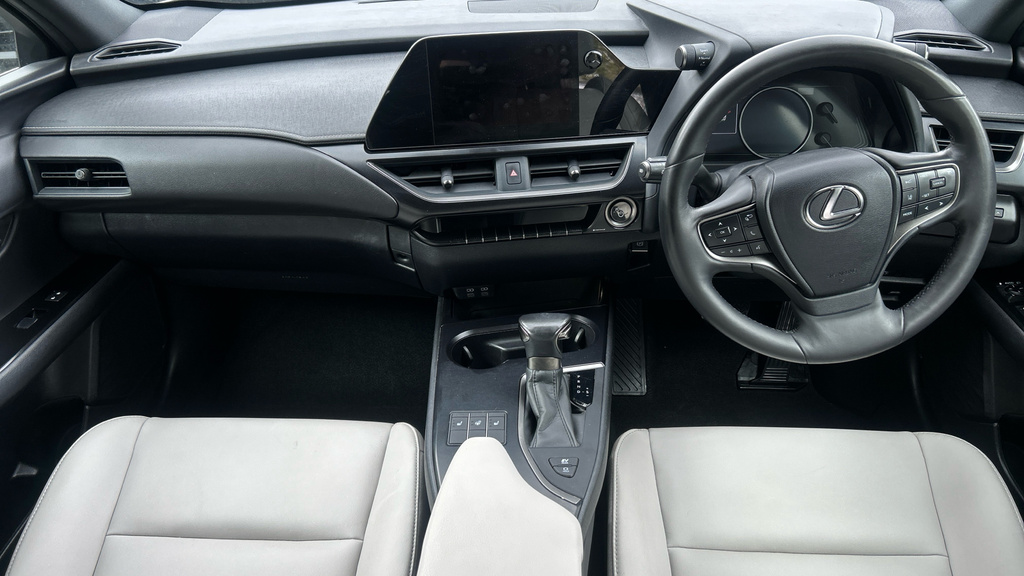 Lexus UX Hybrid White #11