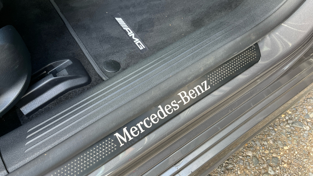 Mercedes-Benz A Class Hatchback Black #38