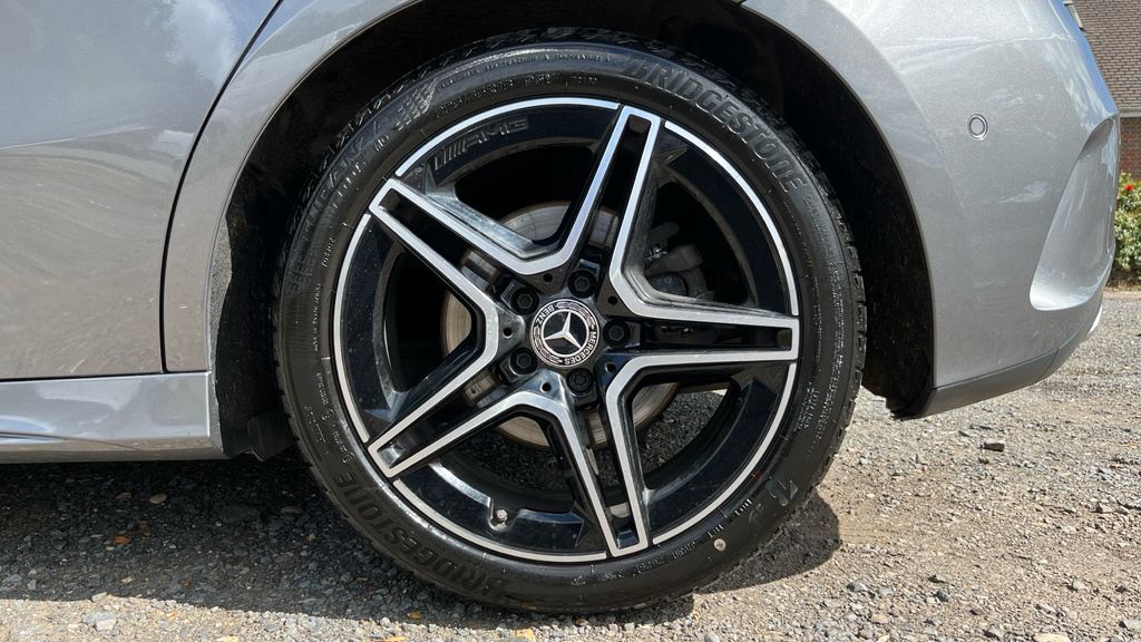 Mercedes-Benz A Class Hatchback Black #18