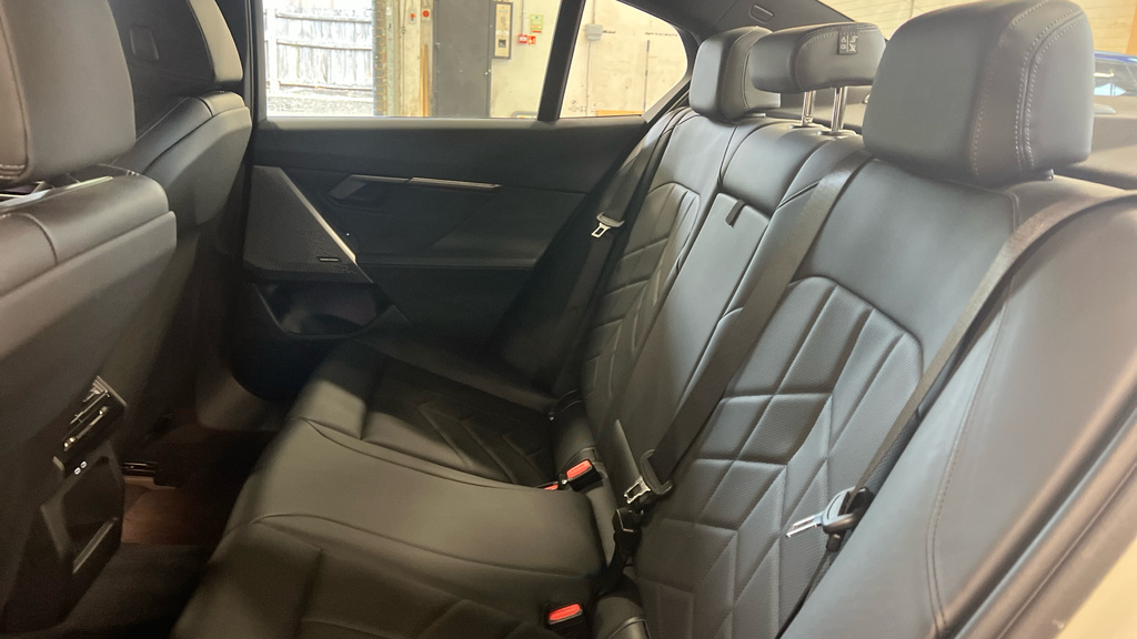 BMW i5 Saloon Grey #20