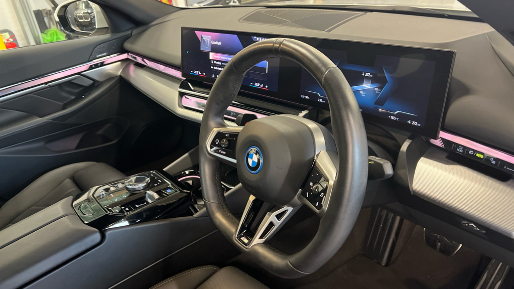 BMW i5 Saloon Grey #10