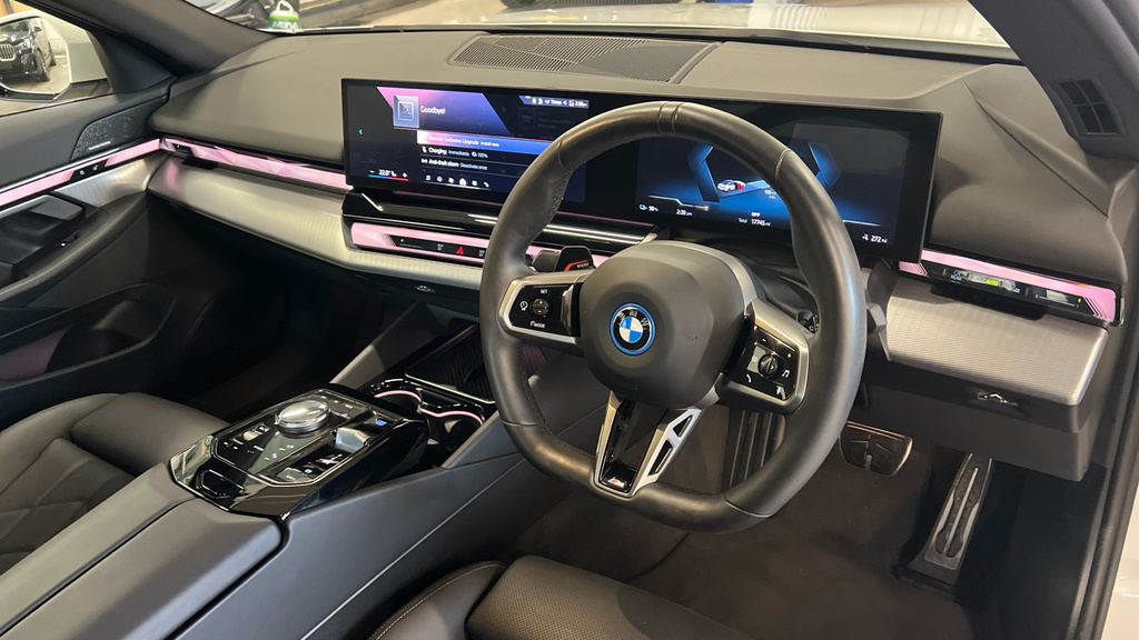 BMW i5 Saloon Grey #12