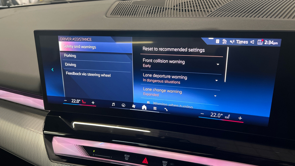 BMW i5 Saloon Grey #48