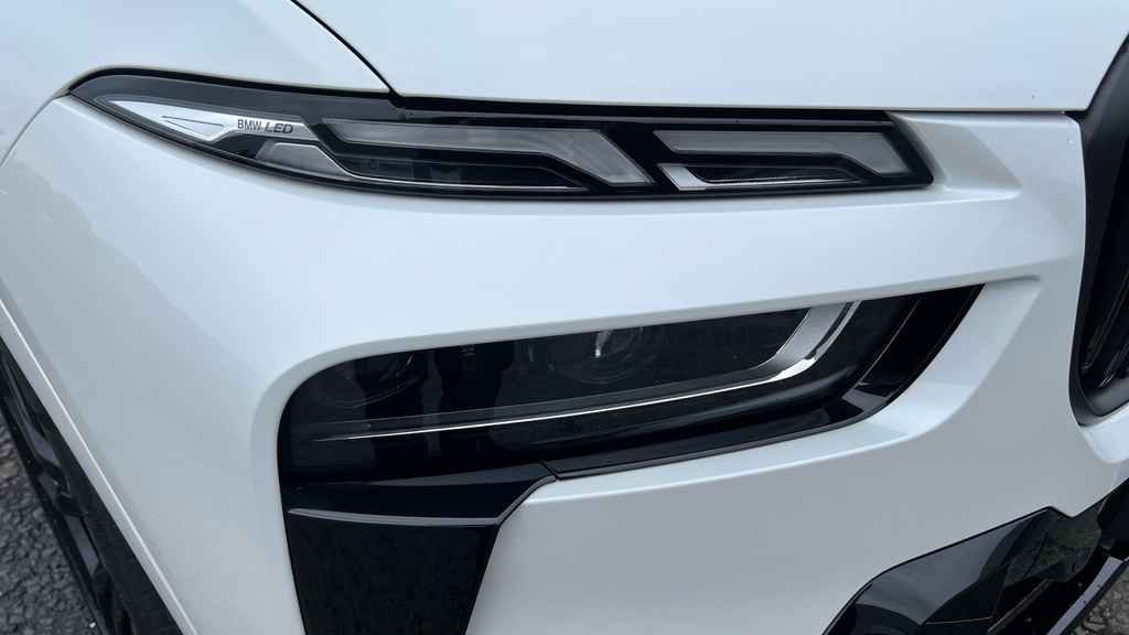 BMW X7 Xdrive M60i Step Grey #32