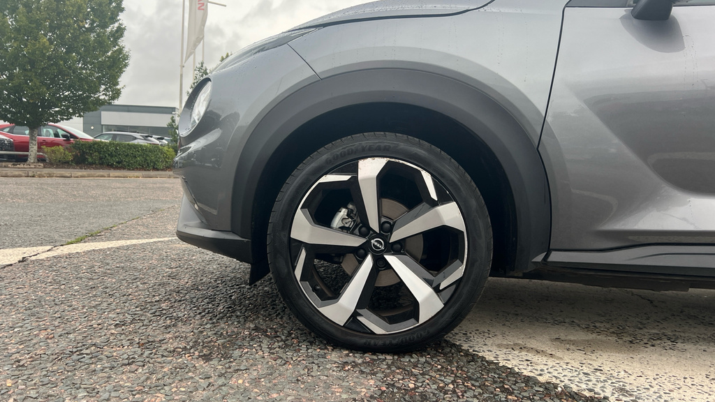 Nissan Juke Acenta White #20