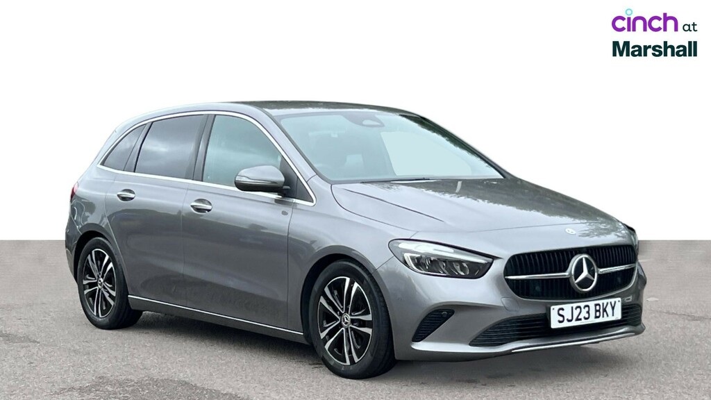 Mercedes-Benz B Class Hatchback White #1