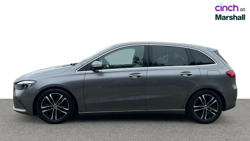 Mercedes-Benz B Class Hatchback White #6