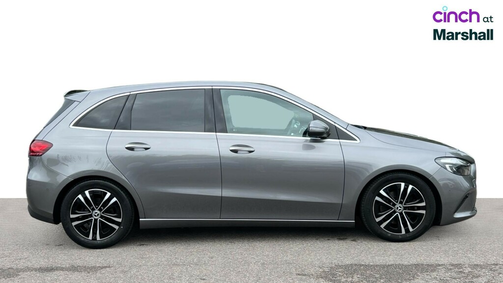 Mercedes-Benz B Class Hatchback White #2