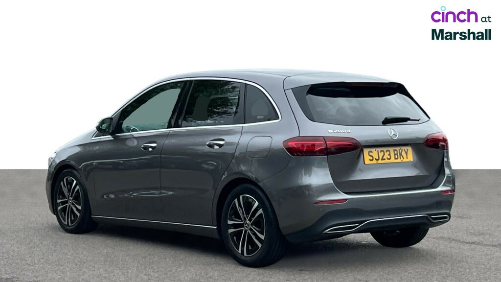 Mercedes-Benz B Class Hatchback White #5