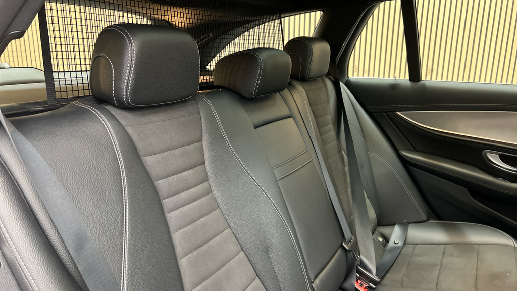 Mercedes-Benz E Class Amg Line Silver #26