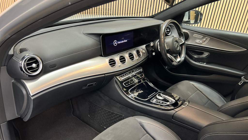 Mercedes-Benz E Class Amg Line Silver #10