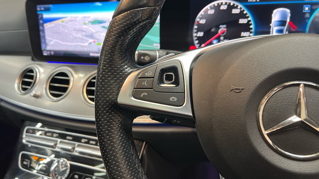 Mercedes-Benz E Class Amg Line Silver #41