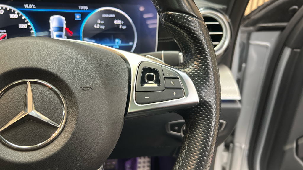 Mercedes-Benz E Class Amg Line Silver #40