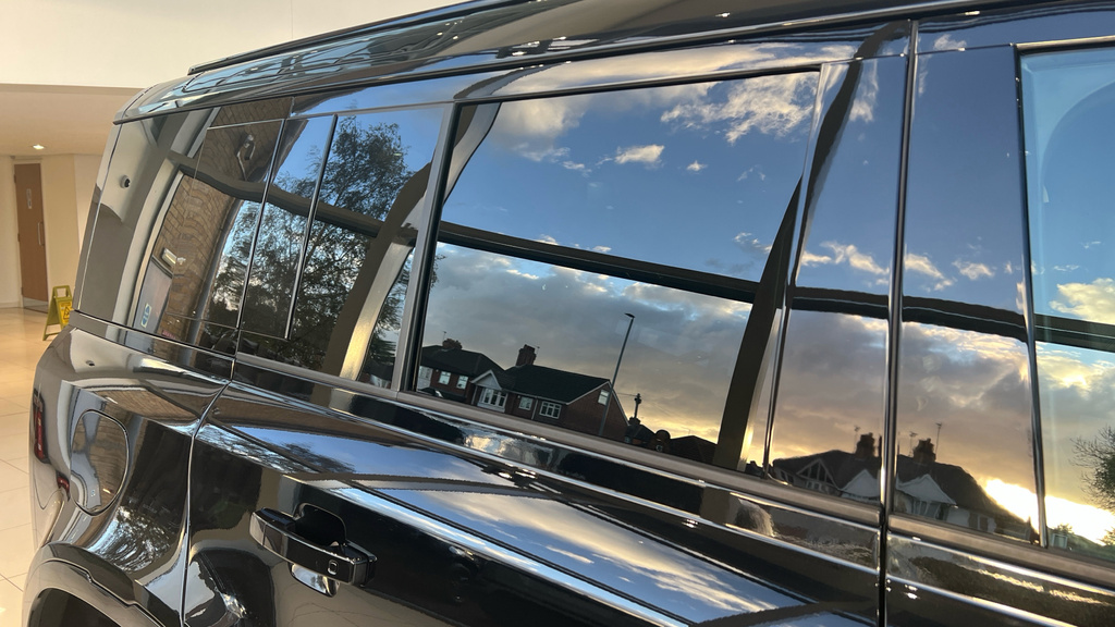 Land Rover Defender Octa Red #33