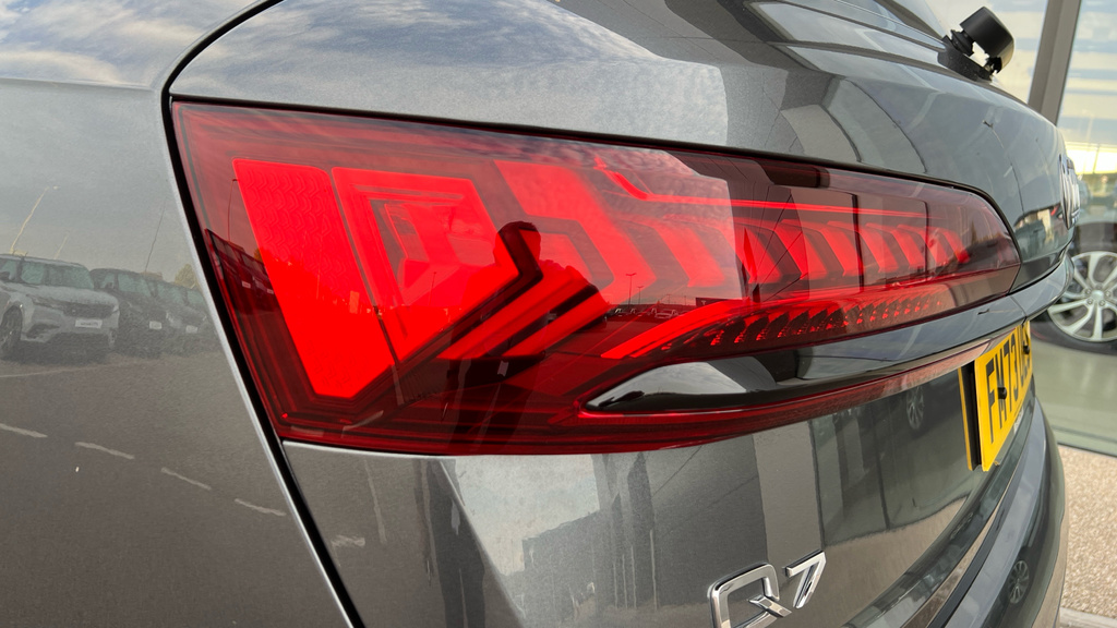 Audi Q7 Tdi V6 45 S Black #62