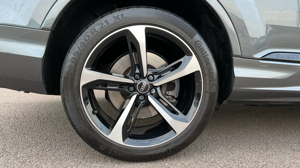 Audi Q7 Tdi V6 45 S Black #29