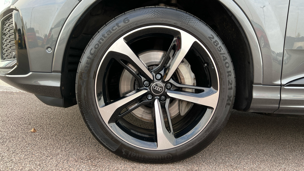 Audi Q7 Tdi V6 45 S Black #27