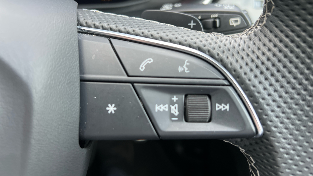 Audi Q7 Tdi V6 45 S Black #34