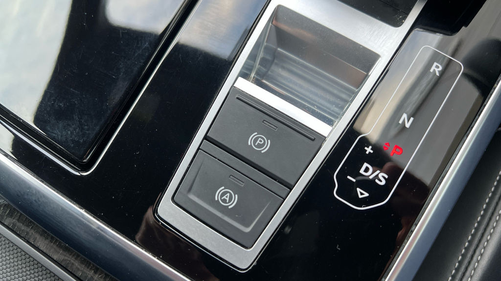 Audi Q7 Tdi V6 45 S Black #48