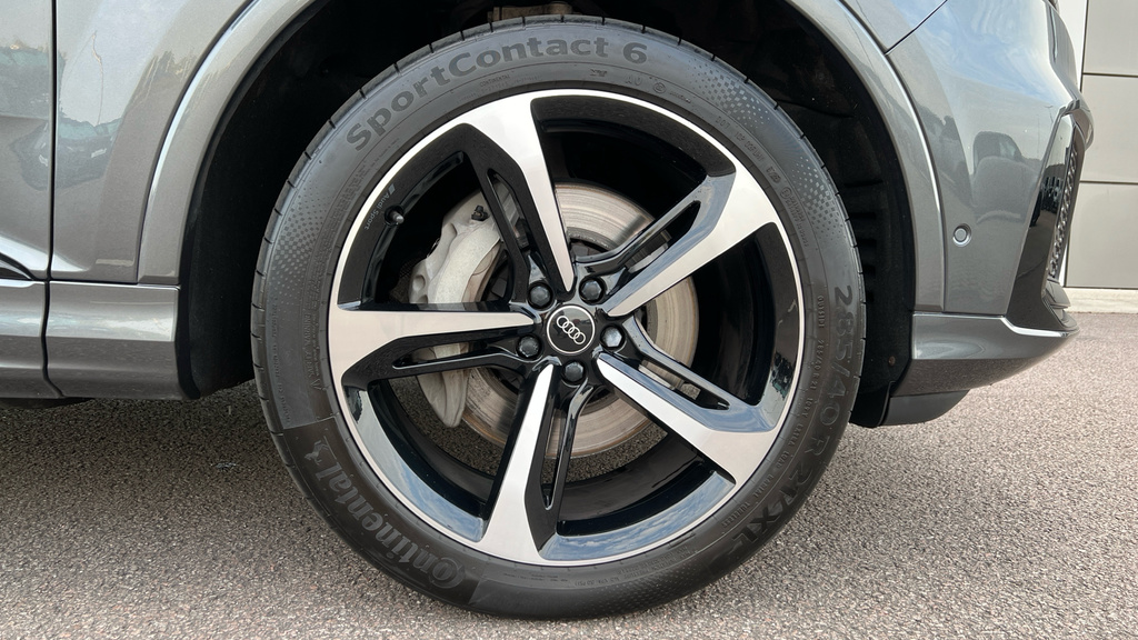 Audi Q7 Tdi V6 45 S Black #30