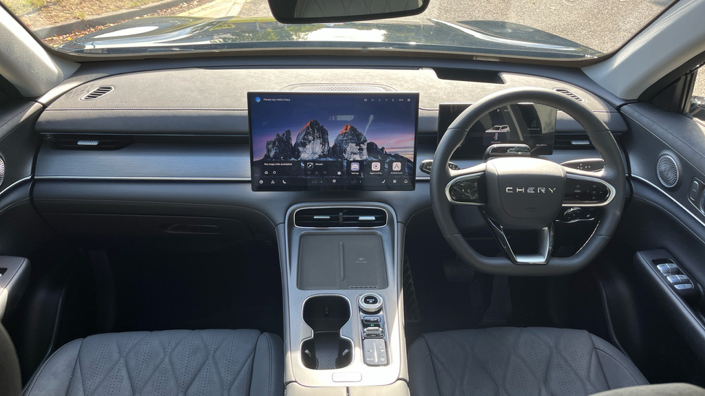 Chery Tiggo 8 1.5T Phev Summit Dht White #11
