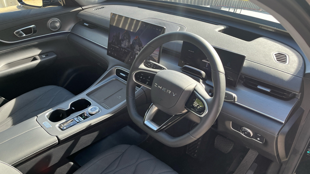Chery Tiggo 8 1.5T Phev Summit Dht White #9