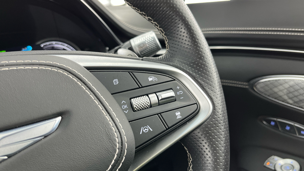 Genesis GV70 Sport Green #10